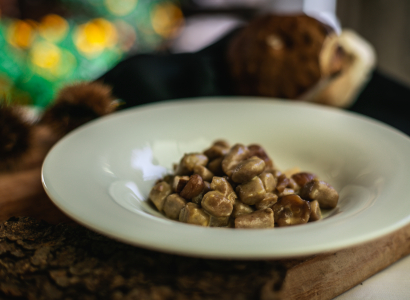 Gnocchi di castagne con castagne e funghi porcini By Ristorante Il Tagliere di Santa Brigida